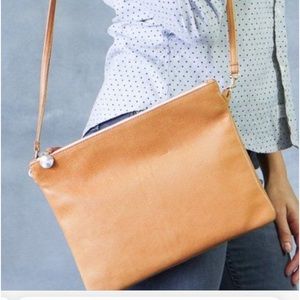 Clare V Sac Bretelle tan